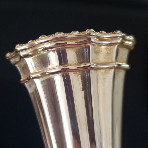 Vintage 1978 Hudson Manor Silverplated Bud Vase and Scented Rose - Picture 7 of 11